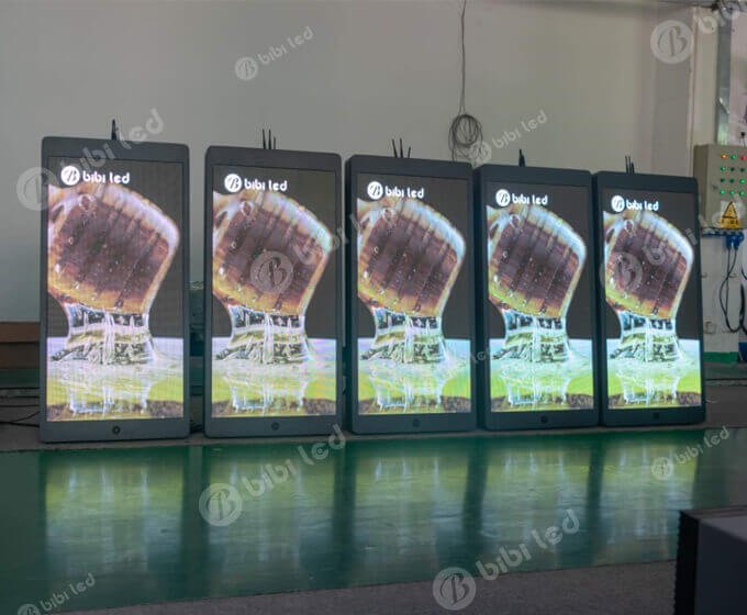 led pole screen