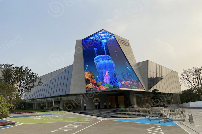 Unlock Business Success, Naked Eye 3D LED Screen Display