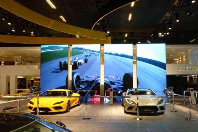 màn hình LED cho showroom Ô tô