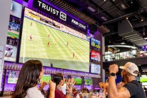 How To Use LED Display Screen For Live Broadcast - LED Screen ...